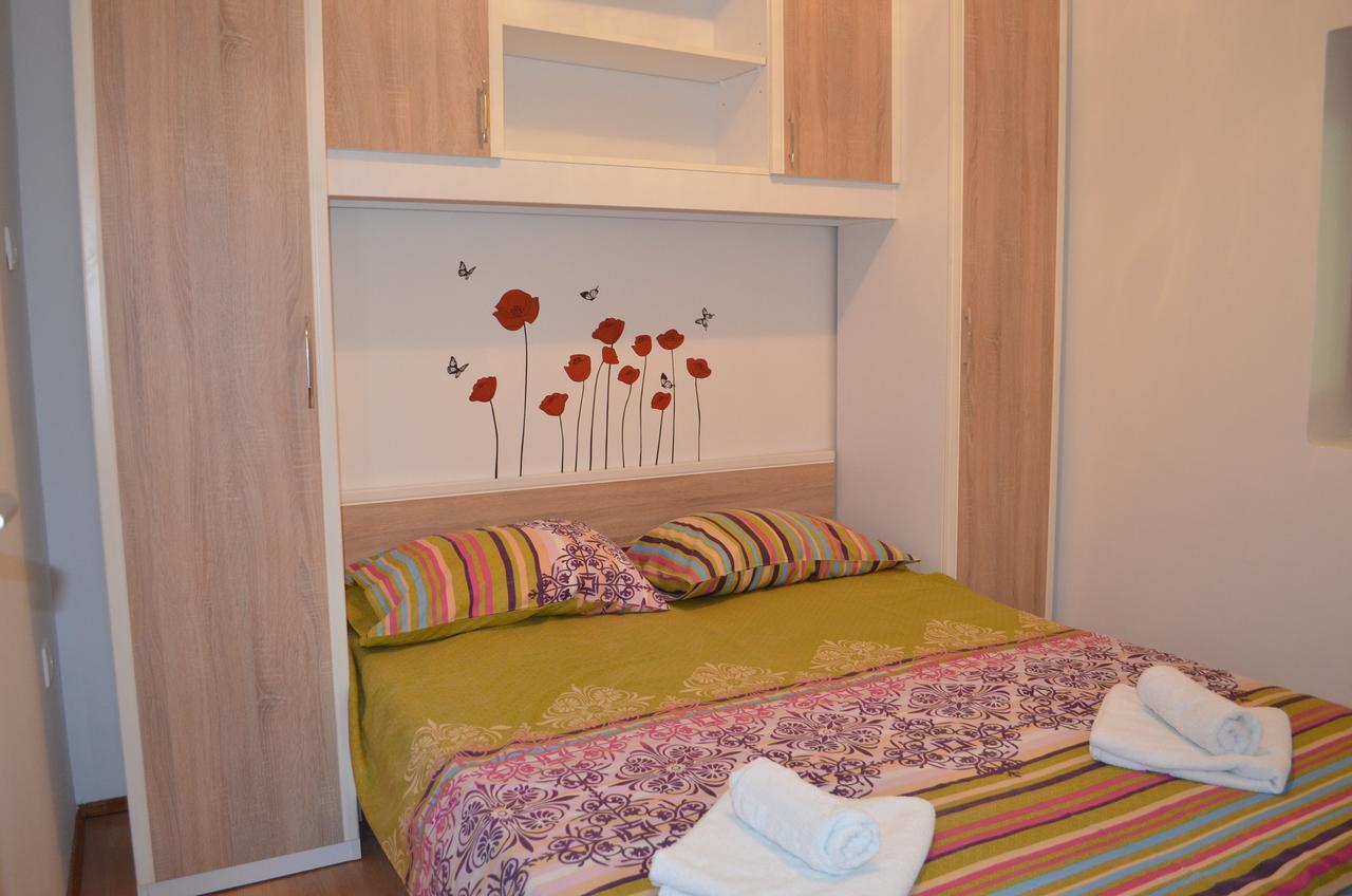 Apartments Petar Draga Bascanska Exterior photo
